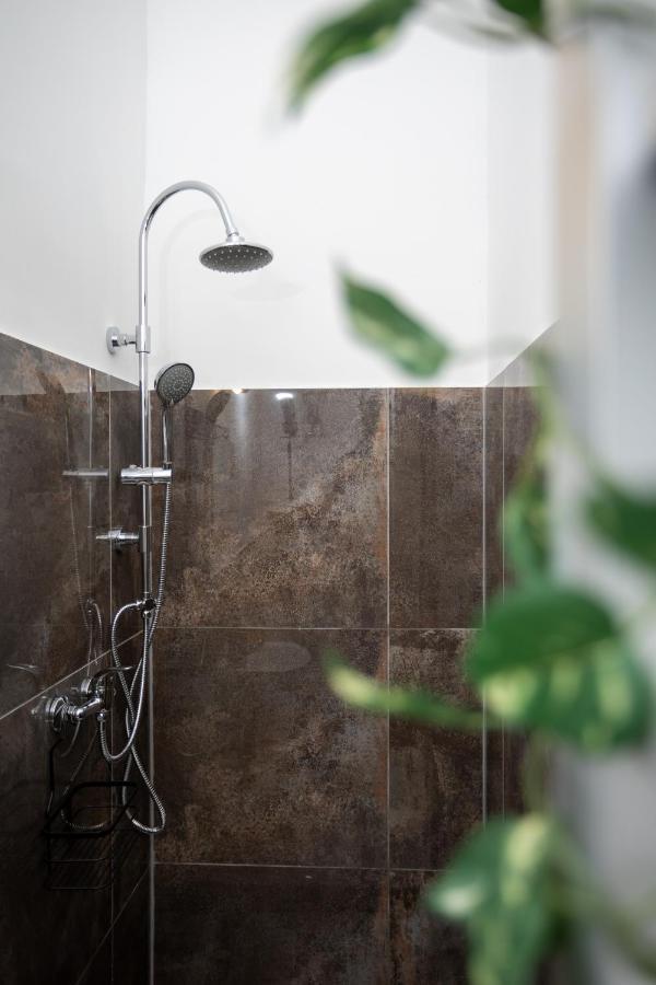 Green Goblin Apartment With Free Private Parking Budapeste Exterior foto